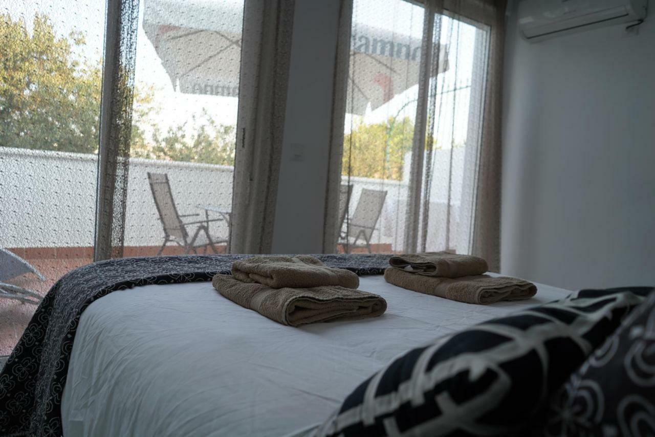 Atico Con Terraza En Alameda De Hercules Sevilla Bagian luar foto