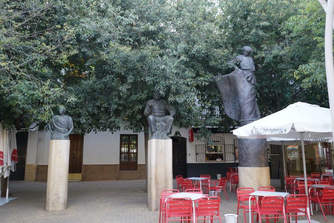 Atico Con Terraza En Alameda De Hercules Sevilla Bagian luar foto