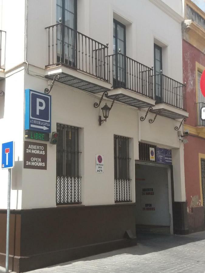 Atico Con Terraza En Alameda De Hercules Sevilla Bagian luar foto